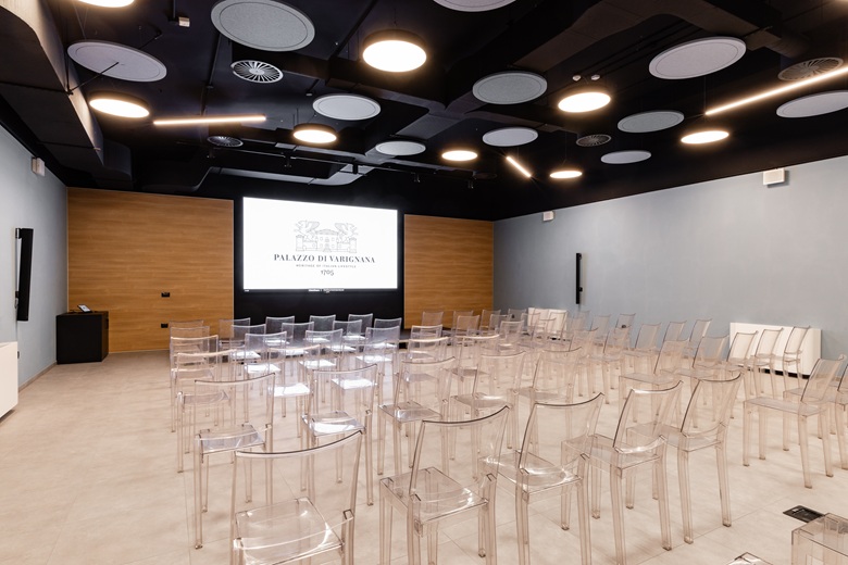 Una delle nuove sale meeting di Palazzo di Varignana