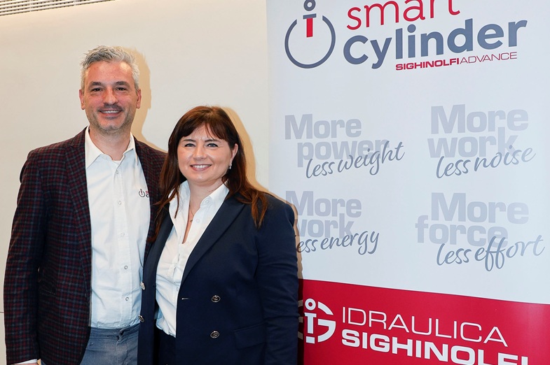 Idraulica Sighinolfi Albano punta sulla nuova tecnologia Smartcylinder® e investe sul territorio