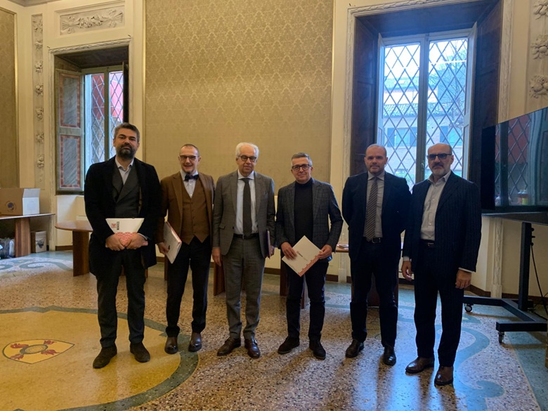 Da sinistra: Francesco Carità, Massimo Luise, Riccardo Maiarelli, Paolo Govoni, Giacomo Pirazzoli e Stefano di Brindisi