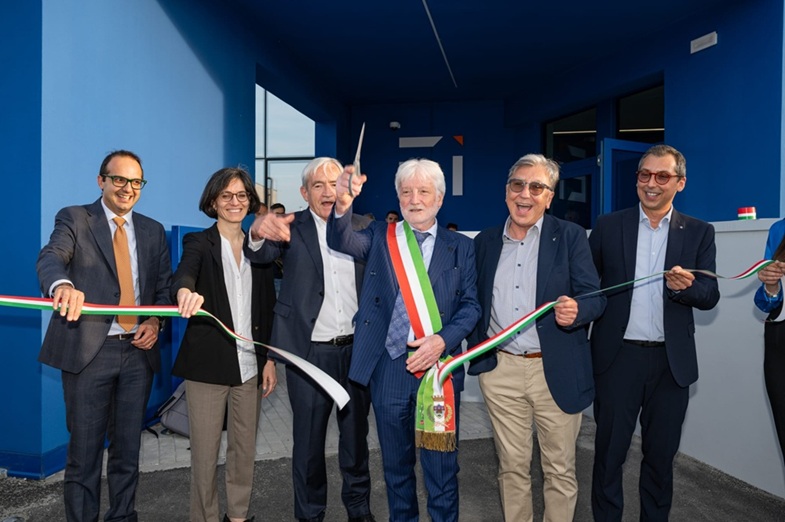 Il Sindaco di San Giovanni in Persiceto, Lorenzo Pellegatti, inaugura la nuova sede di Energy Intelligence