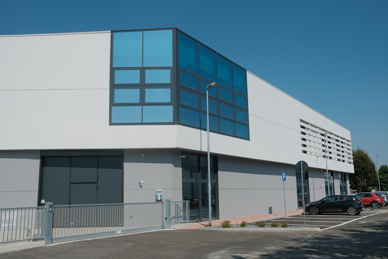 L'esterno della nuova sede di Micro Systems