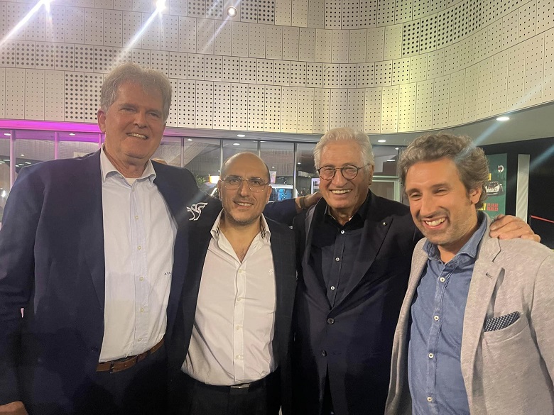 Al centro Gian Luca Falleti con il designer Giorgietto Giugiaro