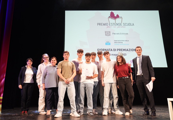 Gli studenti dell'IPSSEOA Vergani di Ferrara, 2° classificato