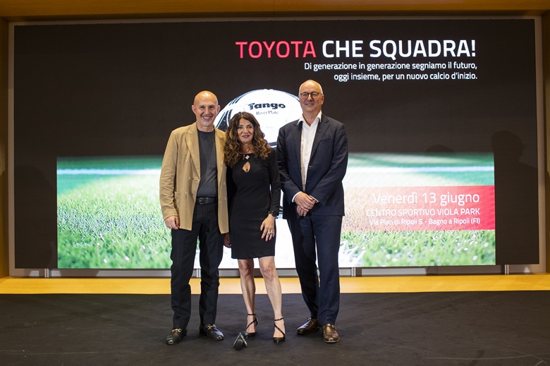 Da sinistra Leonardo Salcerini, Maria Cristina Iacazio e Norman Memminger, chairman TMHIT - VP rental & used • market operations TMHE