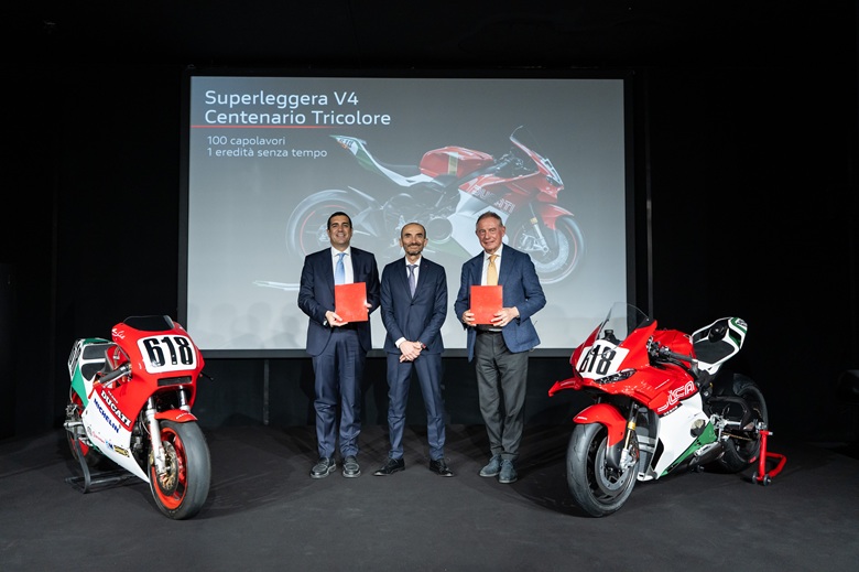 Michele De Pascale, Presidente della Regione Emilia-Romagna, Claudio Domenicali, Amministratore Delegato di Ducati, e Adolfo Urso, Ministro delle Imprese e del Made in Italy