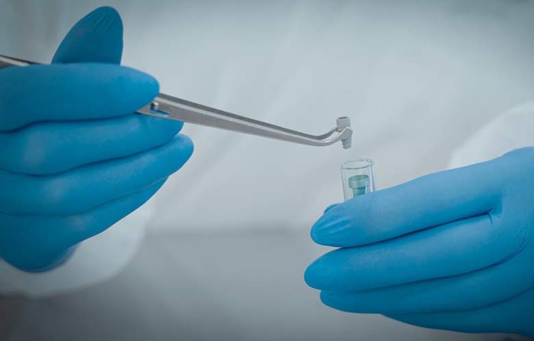 JDentalCare garantisce una gamma completa di impianti dentali, strumenti, servizi di odontoiatria digitale e corsi di formazione