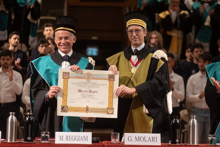 Maurizio Reggiani, vicepresidente Motorsport Automobili Lamborghini. e Giovanni Molari, Magnifico Rettore dell’Università di Bologna