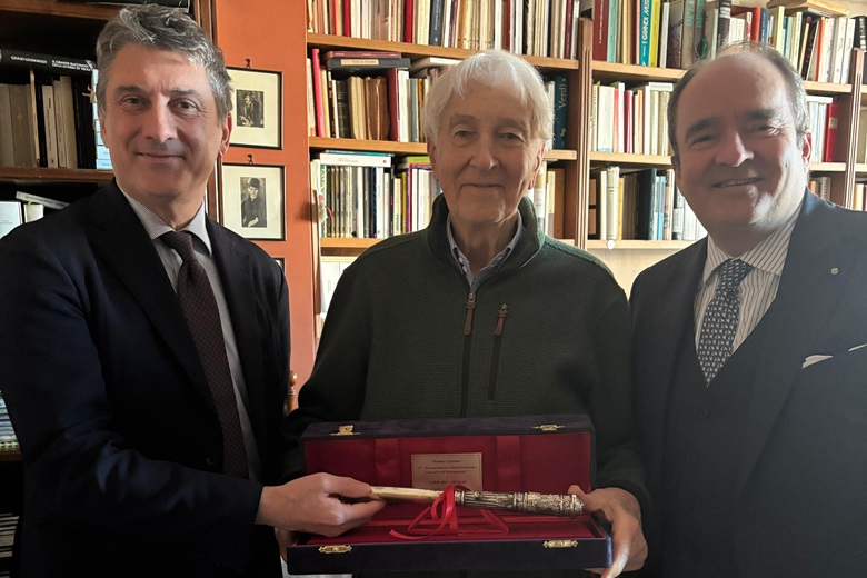 Gian Luigi Zaina, Corrado Augias e Alberto Faustini con la Colubrina