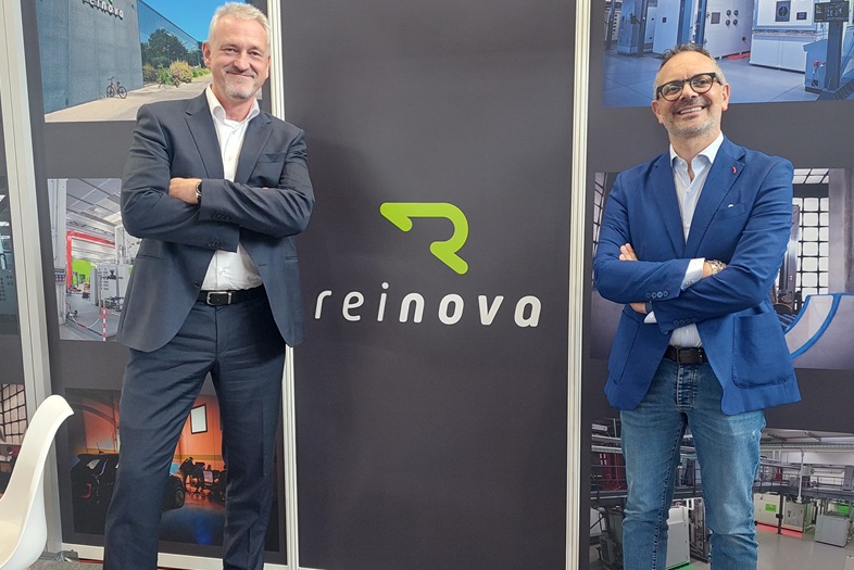 Da sinistra. Thomas Trebitsch, Business Unit manager di ZF Test Systems e Giuseppe Corcione, CEO di Reinova 