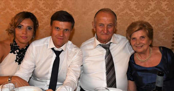 La famiglia Benetti: Massimo e Cesarino con le rispettive mogli