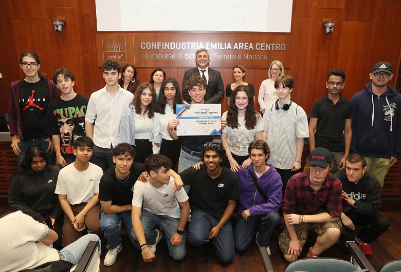 Gli studenti dell'IIS Aleotti - Liceo Artistico Dosso Dossi di Ferrara, 1° classificato