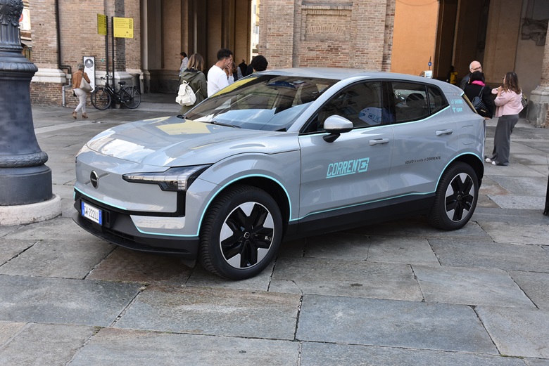 Volvo EX30, vettura 100% elettrica di Corrente Tper