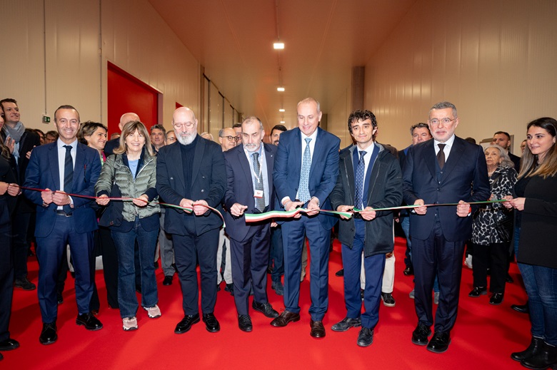 Pizzoli, inaugurato il nuovo stabilimento