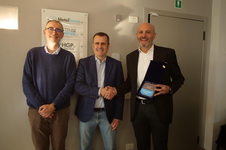 Da sinistra: Paolo Valentini, Direttore ufficio tecnico di Metalforme Group, Giacomo Villano, Direttore Organizzazione di Confindustria Emilia e Guido Bardelli, CEO di Metalforme Group