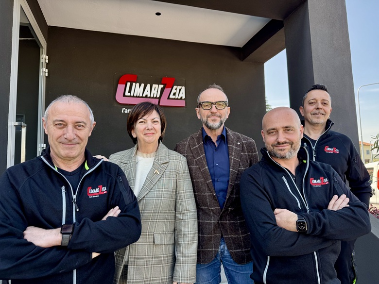 Il team alla guida di Climart Zeta: da sinistra, Fabrizio Florini, vicepresidente; Cristina Tinarelli, consigliere; Alessandro Zanarini, presidente; Davide Nassetti, consigliere; e Roberto Sabattini, consigliere