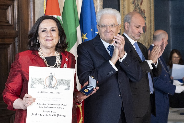 Silvia Vaccari, presidente nazionale di FNOPO e Risk Manager dell'Ospedale di Sassuolo e il presidente della Repubblica Sergio Mattarella
