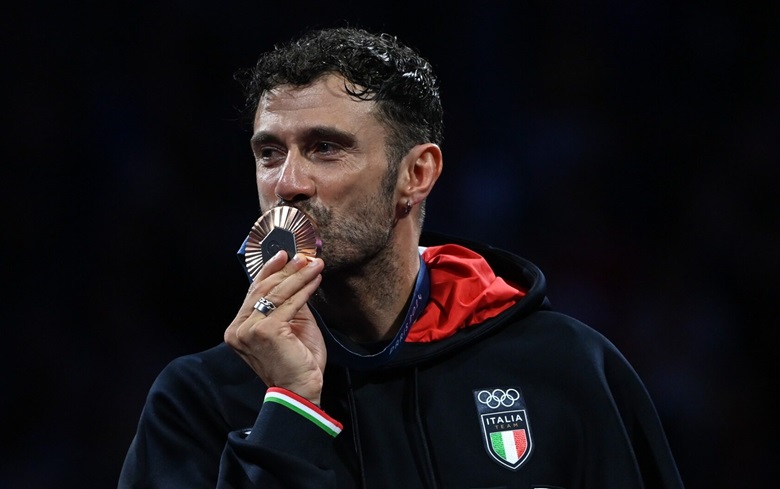 Luigi Samele, schermidore della Virtus Scherma Bologna, medaglia di bronzo nella sciabola maschile ai Giochi Olimpici di Parigi 2024 (foto fonte Federscherma)