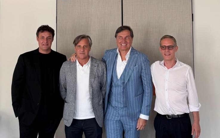 Da sinistra: Leonardo e Nicola Benincasa, soci Assotech - Vittorio Calissi, nuovo Presidente Assotech e Presidente e fondatore Unigasket - Simone Giovannelli, Senior Partner di PFH Palladio Holding