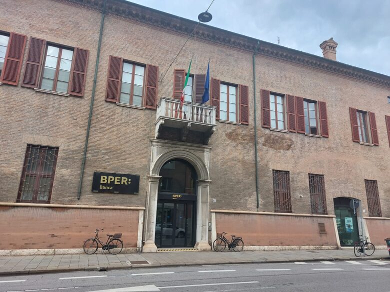 La sede Bper di Ferrara